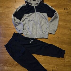 Puma Kids Matching Set in Gray and Black